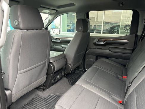 Used 2023 Chevrolet Silverado 1500 LT image 16