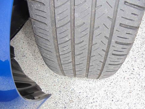 Used 2023 Toyota Camry SE image 5