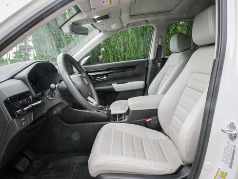 Used 2025 Honda CR-V EX-L image 7