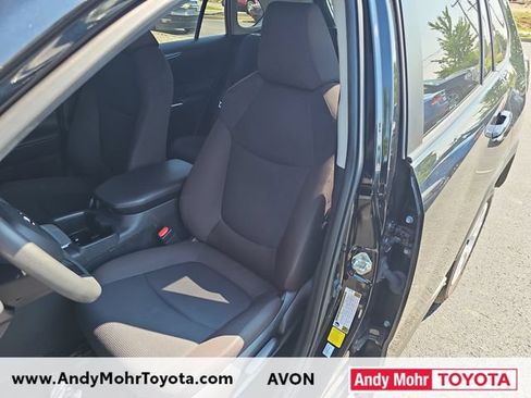 Used 2023 Toyota RAV4 LE FWD image 10