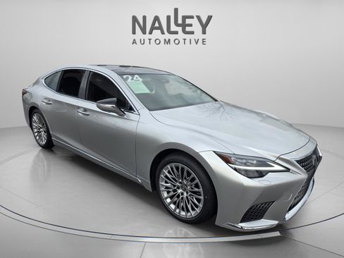 Certified 2024 Lexus LS 500 w/ Interior Upgrade Package image 6