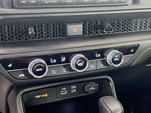 Certified 2024 Honda CR-V EX image 10