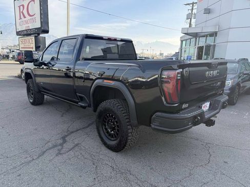 Used 2025 GMC Sierra 2500 AT4X w/ AT4X AEV Edition image 8