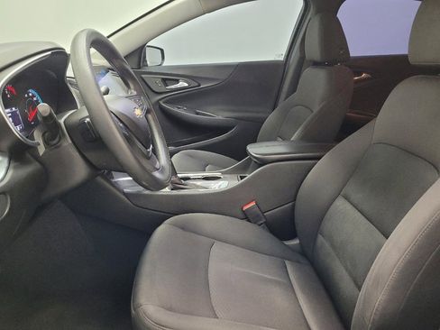Used 2020 Chevrolet Malibu LT FWD image 17