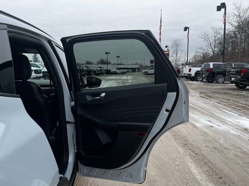 Used 2025 Ford Escape ST-Line Select image 31