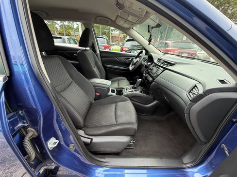 Used 2017 Nissan Rogue S FWD image 10