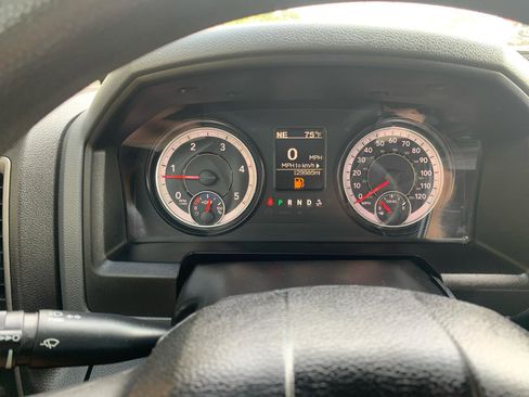 Used 2018 RAM 2500 Tradesman w/ Chrome Appearance Group AWD/4WD image 28