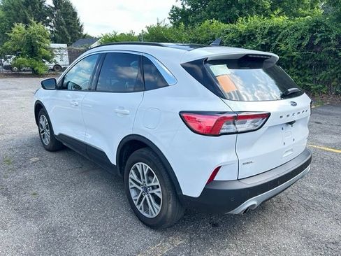 Certified 2022 Ford Escape SEL AWD/4WD image 5