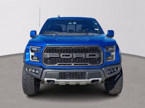 Certified 2019 Ford F150 Raptor w/ Equipment Group 802A Luxury image 2