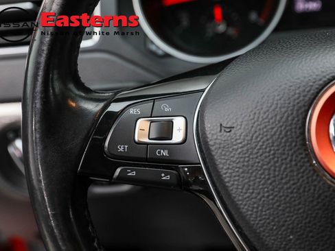 Used 2017 Volkswagen Jetta SE image 25