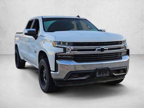 Used 2019 Chevrolet Silverado 1500 LT w/ Texas Edition image 3
