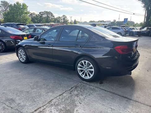 Used 2018 BMW 320i Sedan RWD image 5
