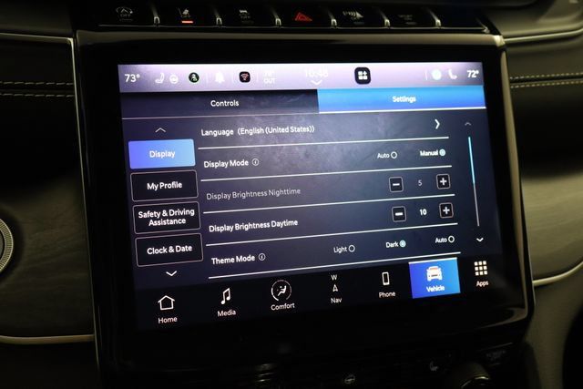 Used 2023 Jeep Grand Cherokee Limited w/ Black Appearance Package RWD image 34