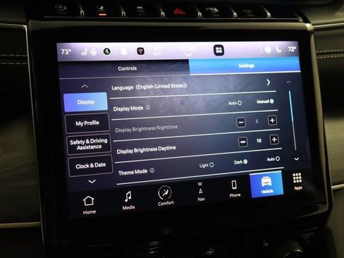 Used 2023 Jeep Grand Cherokee Limited w/ Black Appearance Package RWD image 34