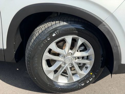 Used 2019 Hyundai Santa Fe SE image 29