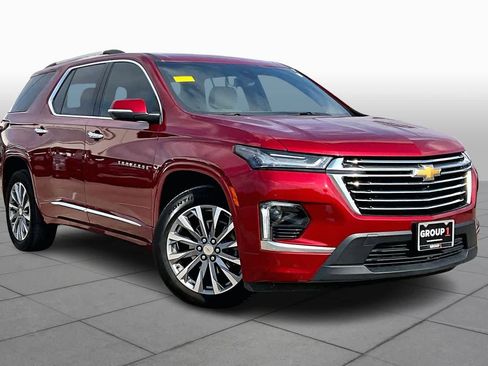 Certified 2023 Chevrolet Traverse Premier image 2