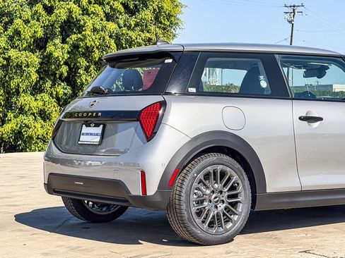 New 2026 MINI Cooper 2-Door Hardtop FWD image 11