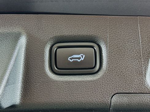 Used 2023 Hyundai Santa Fe SEL image 30