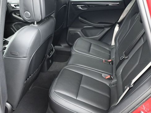 New 2026 Porsche Macan AWD/4WD image 6