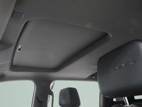 Used 2021 GMC Sierra 3500 Denali w/ Denali Ultimate Package image 20