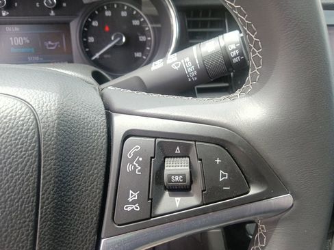 Used 2022 Buick Encore Preferred w/ Safety Package AWD/4WD image 21