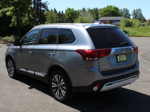 Used 2020 Mitsubishi Outlander SEL AWD/4WD image 3