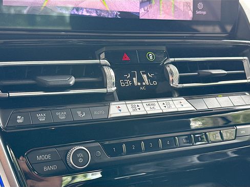 Used 2024 BMW M850i xDrive Convertible image 16