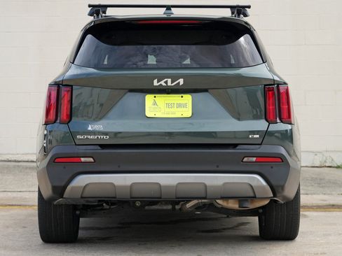 Used 2023 Kia Sorento SX Prestige AWD/4WD image 10