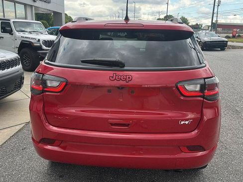 Used 2022 Jeep Compass Limited w/ (RED) Package AWD/4WD image 12