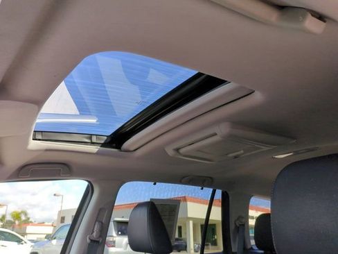 Used 2018 Honda Pilot Touring image 29