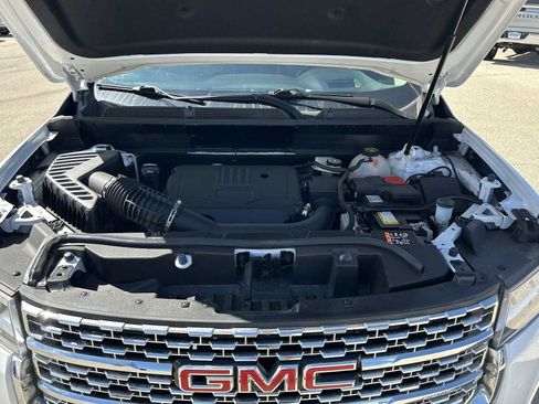 Used 2023 GMC Acadia Denali image 30