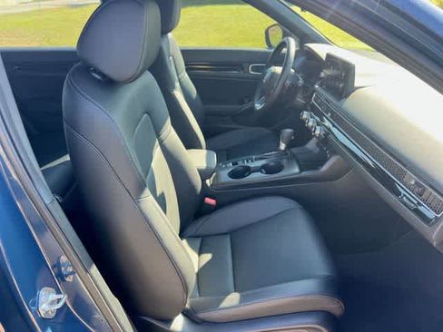 Certified 2025 Honda Civic Sport Touring image 12