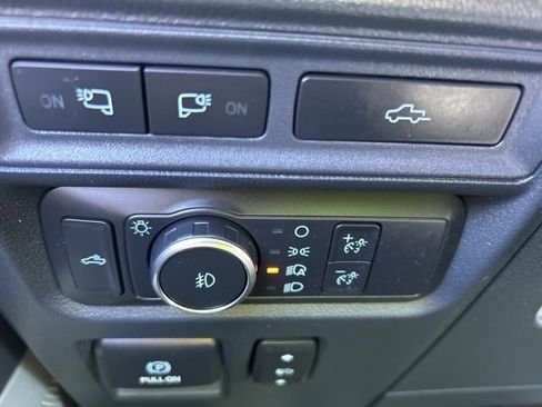 Used 2022 Ford F150 Lariat w/ Equipment Group 502A High image 24