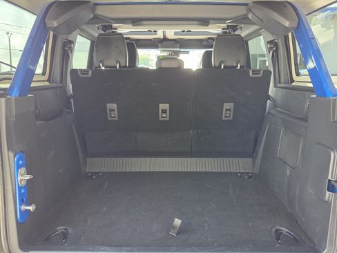 Used 2025 Ford Bronco Badlands AWD/4WD image 13