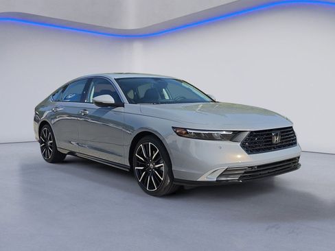 New 2026 Honda Accord Touring image 7