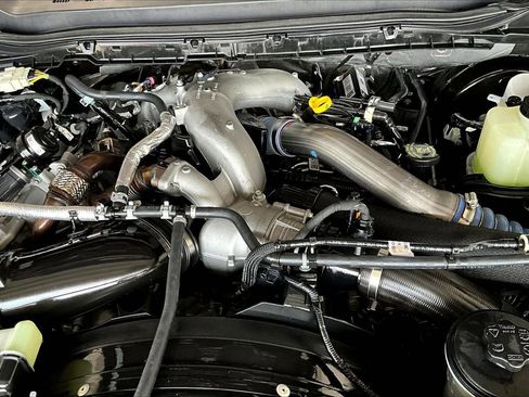 Certified 2025 Ford F250 Lariat w/ Black Appearance Package AWD/4WD image 32
