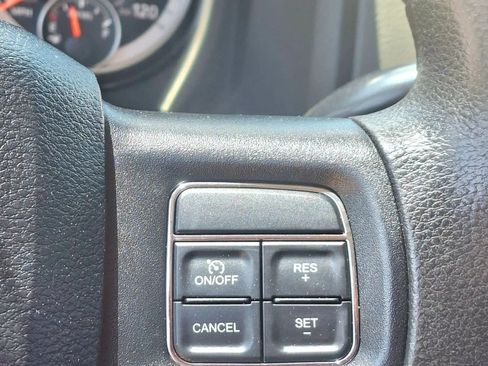 Used 2018 RAM 3500 SLT AWD/4WD image 23