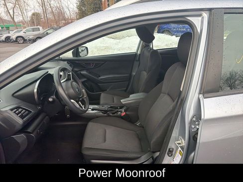 Used 2017 Subaru Impreza 2.0i Premium image 10