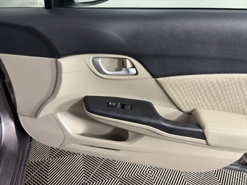 Used 2015 Honda Civic LX image 41