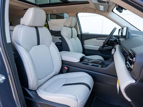 New 2026 Honda Pilot Touring image 18