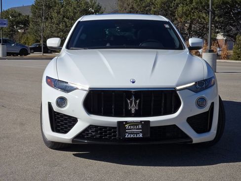 Used 2023 Maserati Levante Modena image 4