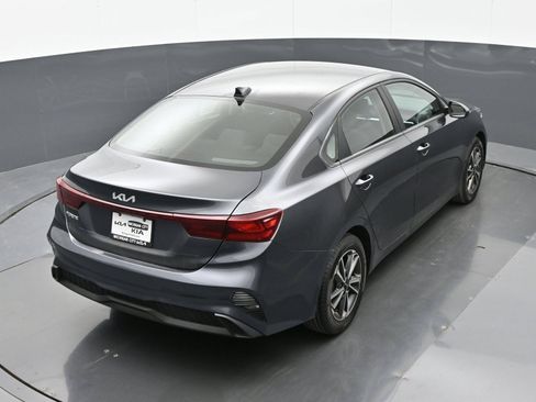 Used 2022 Kia Forte LXS FWD image 31