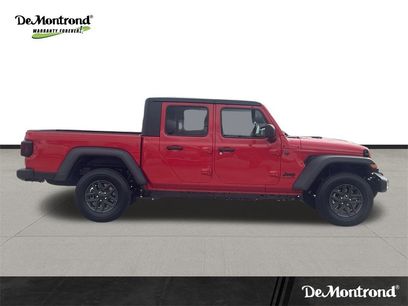 New 2025 Jeep Gladiator Sport