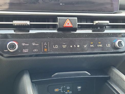 Certified 2026 Kia Sportage S AWD/4WD image 24