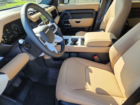 New 2026 Land Rover Defender 110 S AWD/4WD image 21
