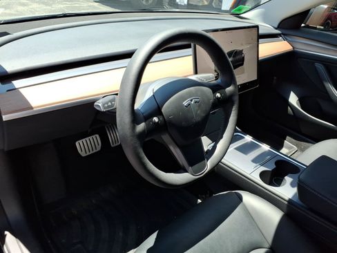 Used 2023 Tesla Model 3 Performance AWD/4WD image 9