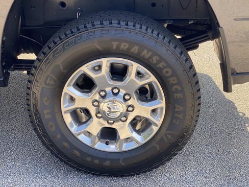 Used 2024 RAM 3500 Laramie w/ Safety Group AWD/4WD image 17