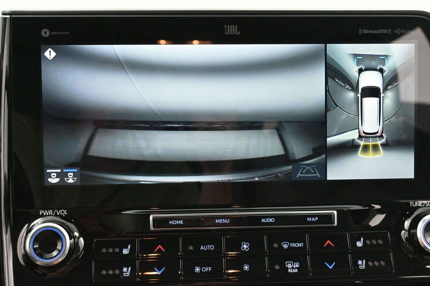 Used 2021 Toyota Highlander Limited FWD image 24