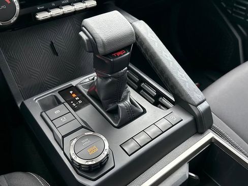 Used 2026 Toyota Tacoma TRD Sport image 26