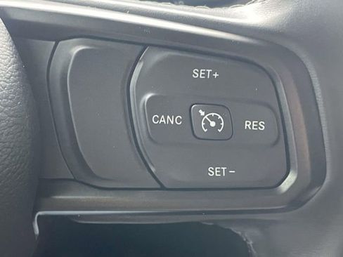 Used 2021 Jeep Gladiator Sport AWD/4WD image 24